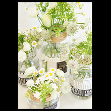 100円ショップの瓶でオリジナル花器を・・ 生花